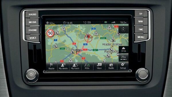 Skoda 5L0035680A Systeme navigation MIB STD2 PQ SKODA SUPERB VOICE DAB FREE (Occasion)