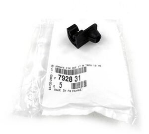 CITROËN/PEUGEOT 7928 31 Clip de fixation de capot